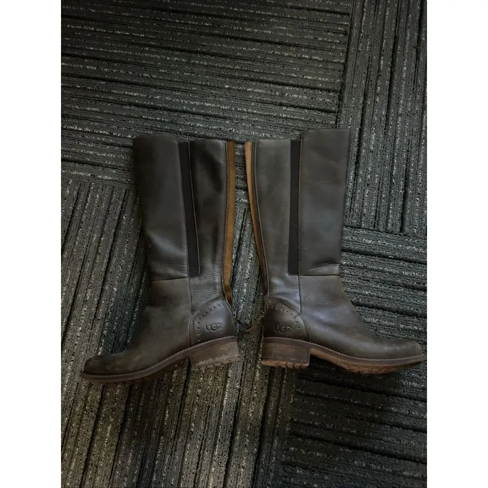 UGG Vinson Tall Women's Leather Boot Stout Color Back Zip Wool Insole Size‎ 7